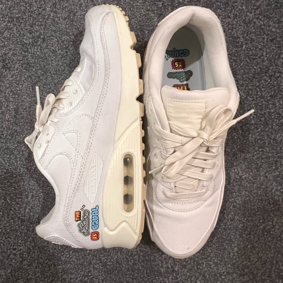 Nike Air Max 90 SE The Future Is Equal (Women’s) - Picture 6 of 10